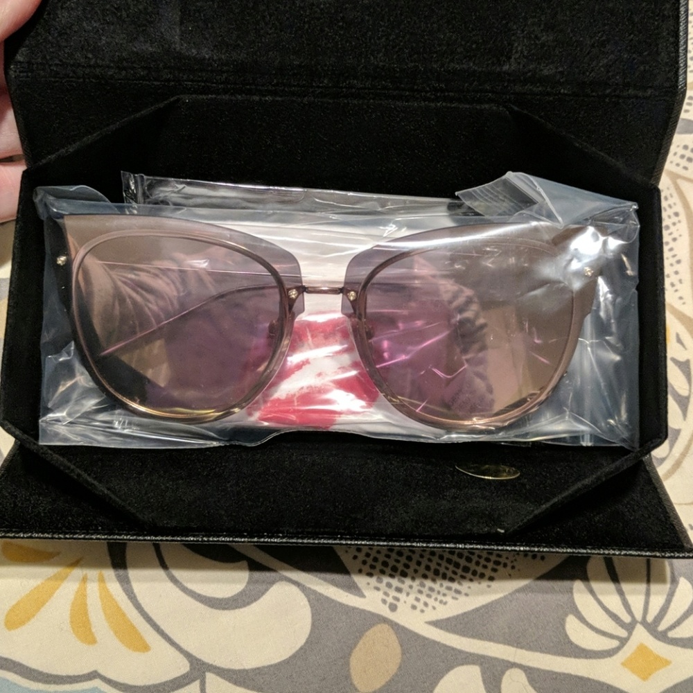 DIFF x Demi Lovato 50mm Rimless Cat Eye Sunglasses - Picture 4 of 7